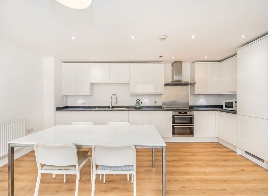 House Chamberlayne Road in Greater London
