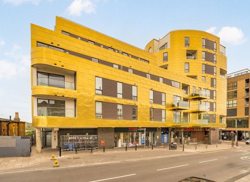 House Chamberlayne Road in Greater London