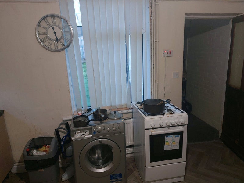 Room Pont Street in Borough of Pendle