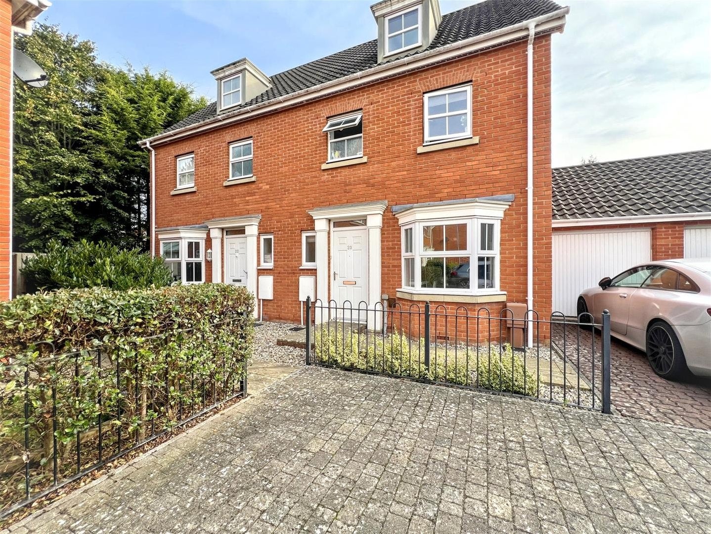 House Earles Gardens in Norwich