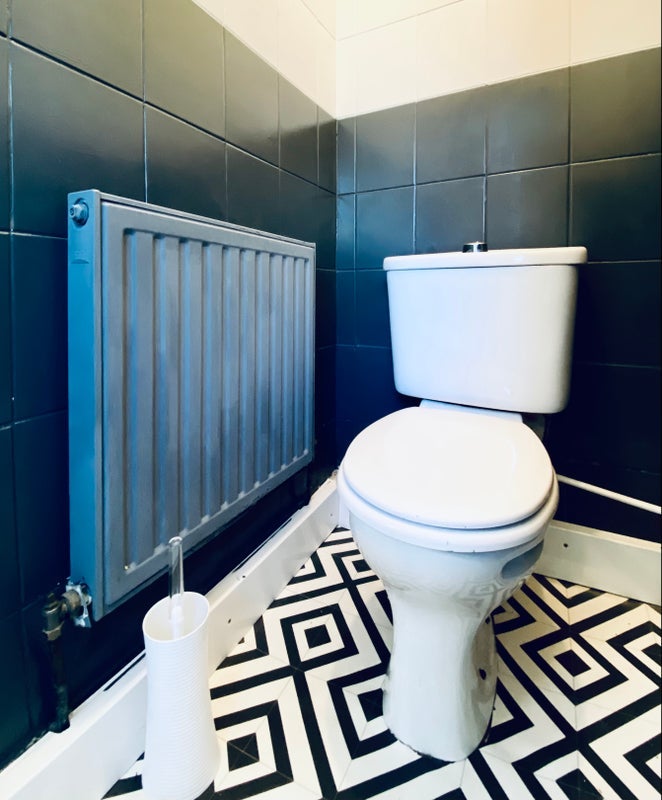 Room Albert Square in Greater London