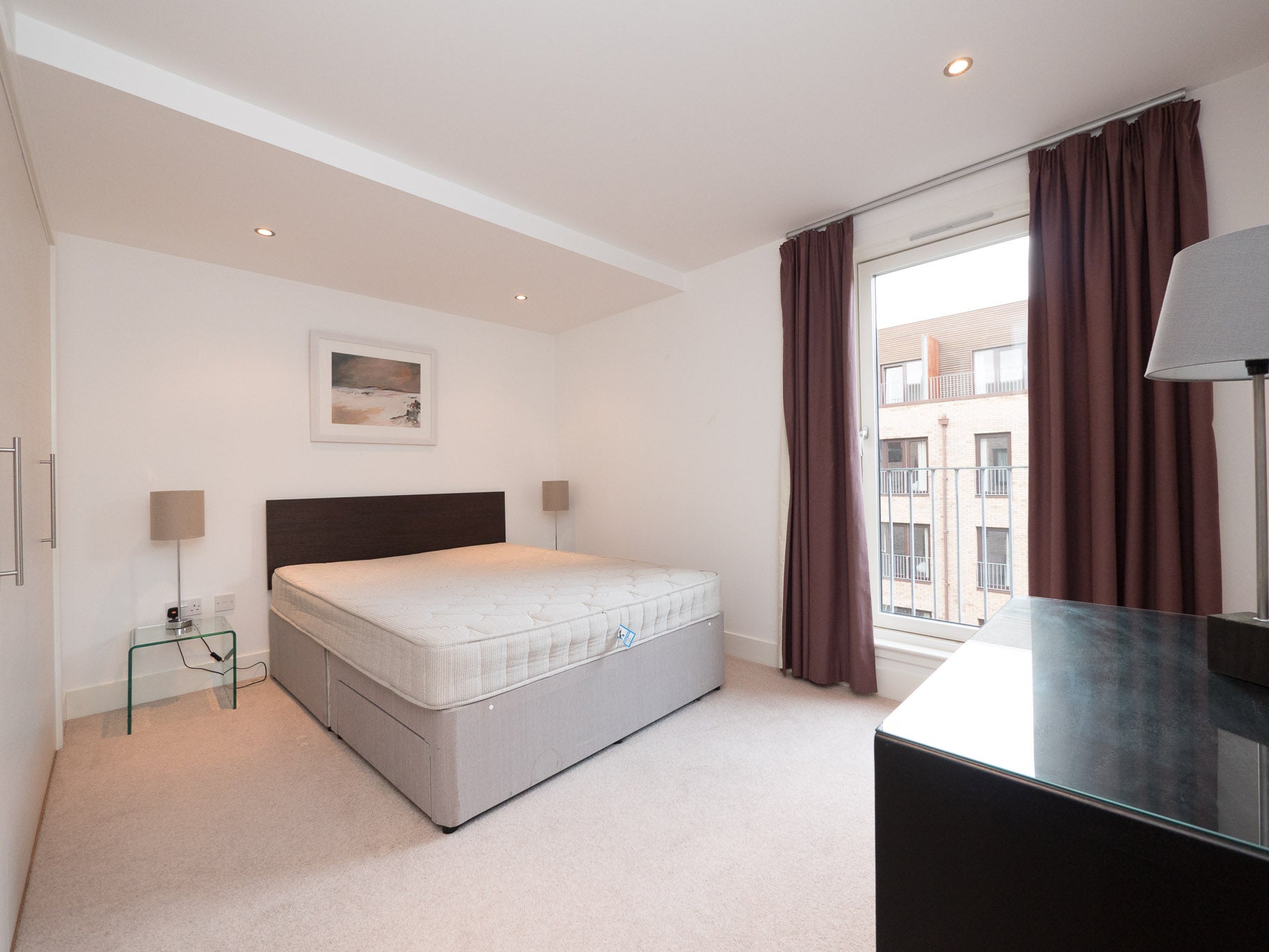 Flat Brandfield Street in City of Edinburgh