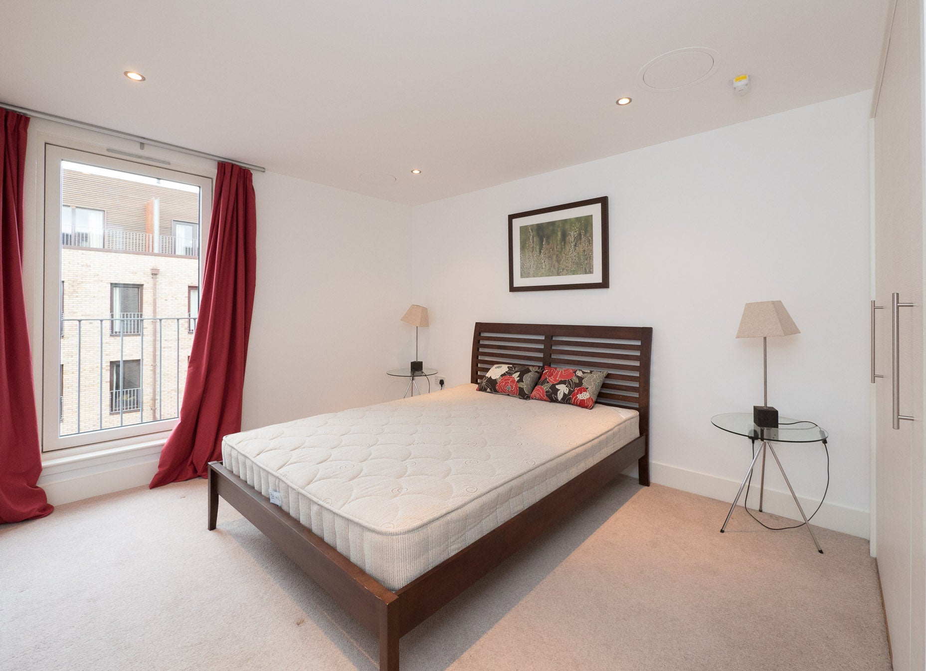 Flat Brandfield Street in City of Edinburgh