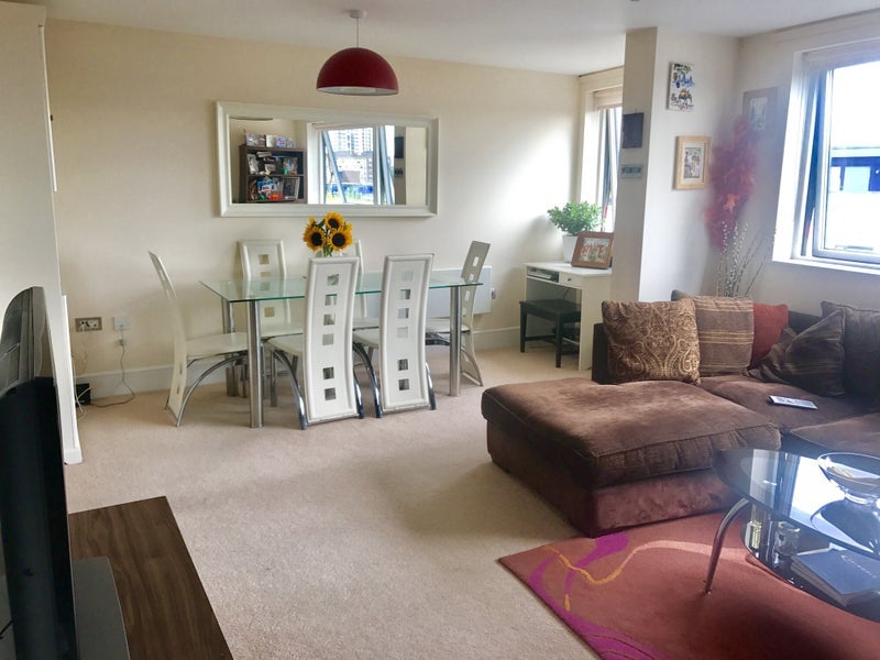 Room Eagle Wharf Road in Greater London
