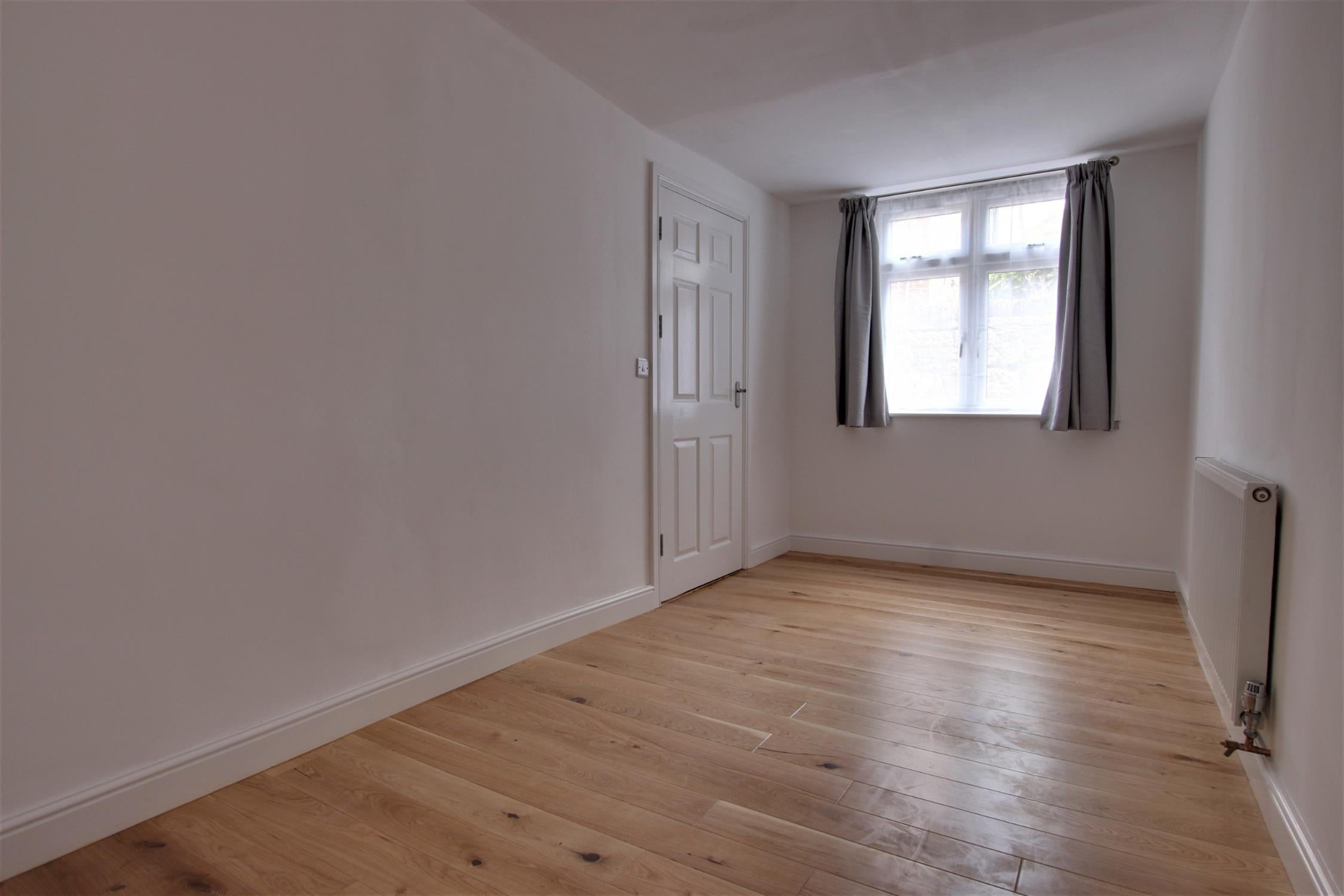 Flat East Street in Havant