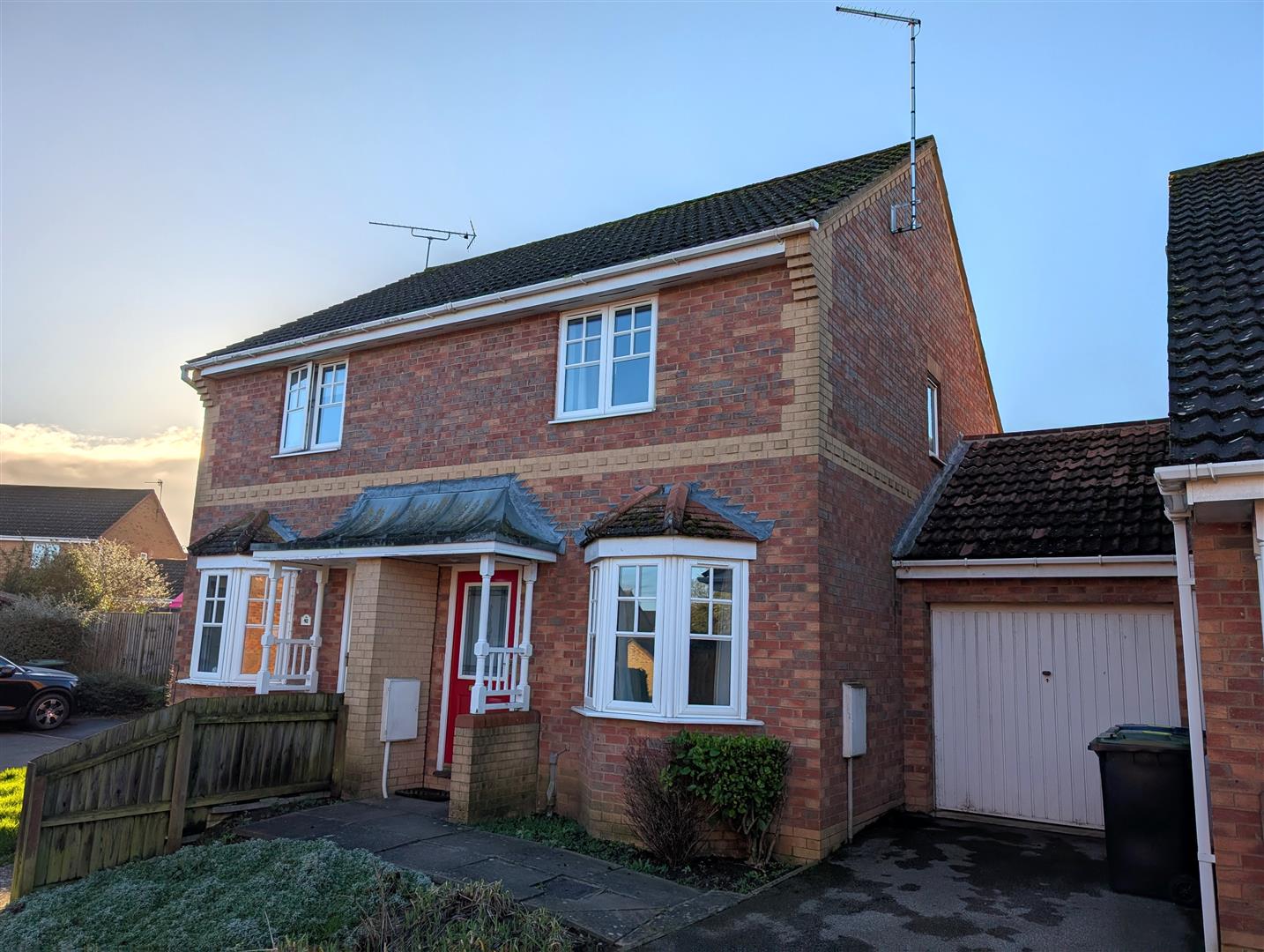 House Henley Way in Ely