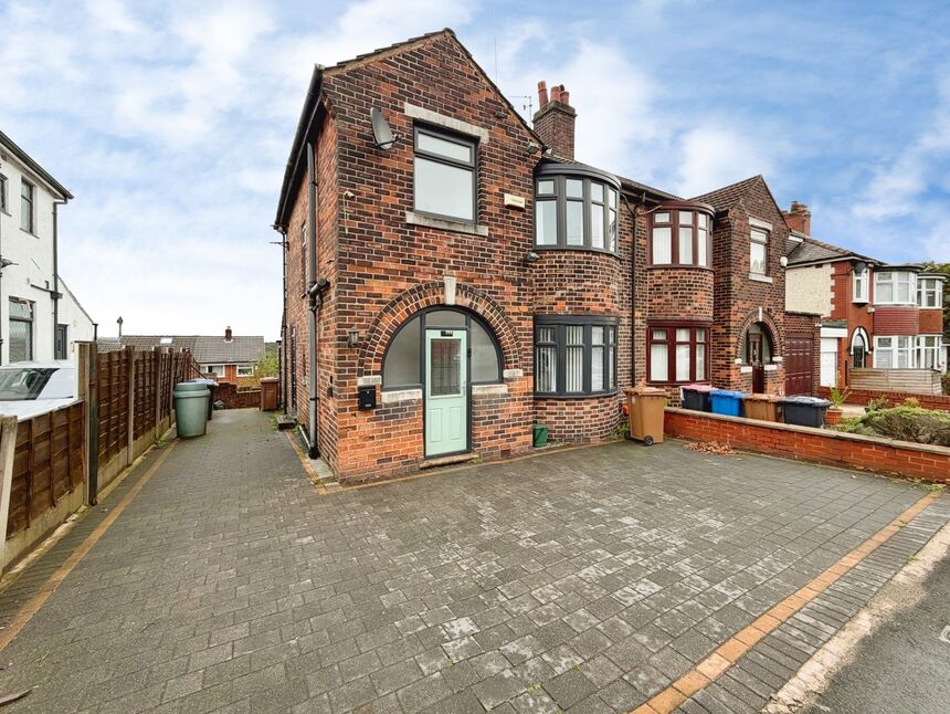 House Manchester Road in Salford
