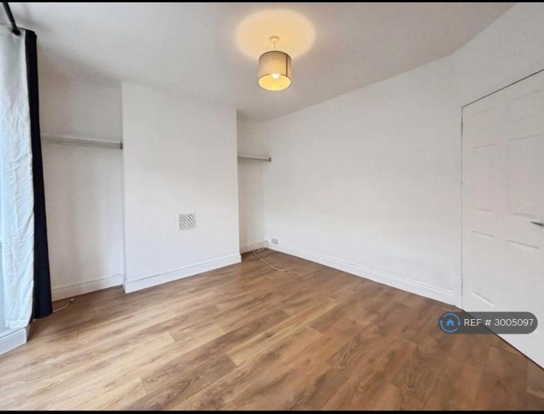 Flat Frobisher Street in South Tyneside