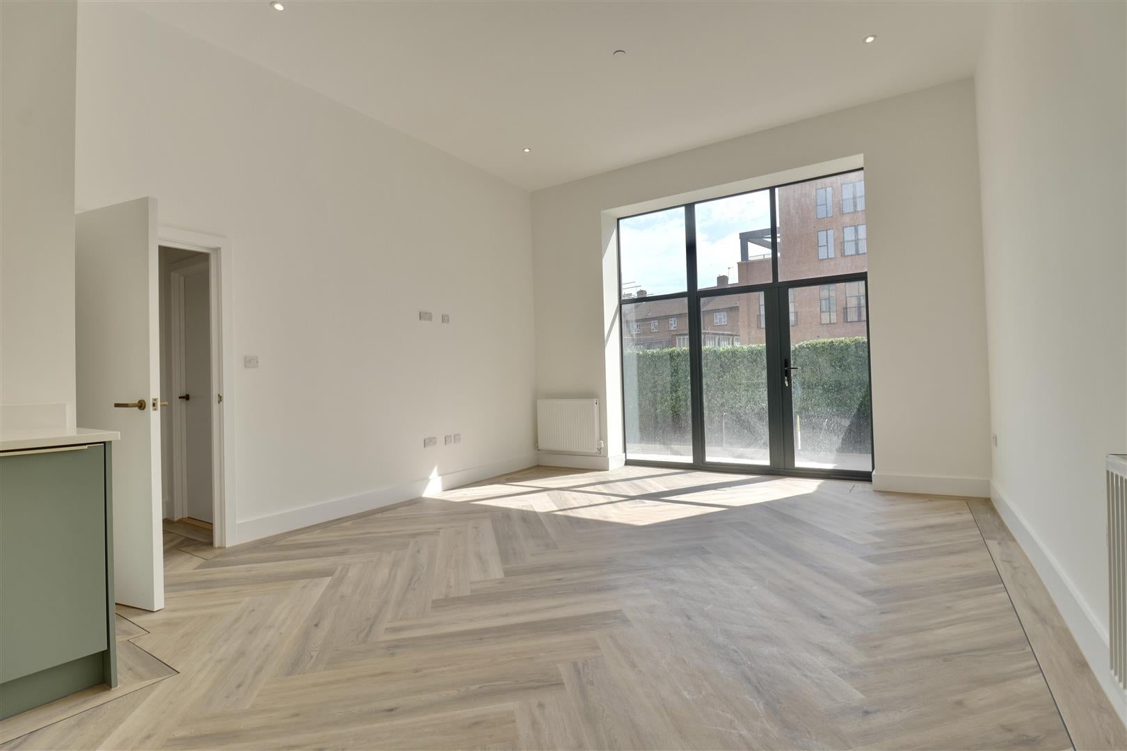 Flat Palmerston Road in Portsmouth