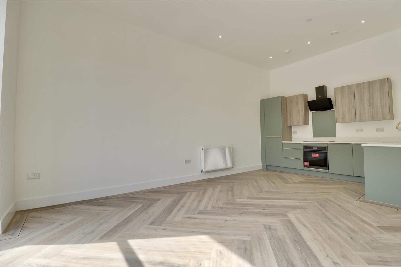 Flat Palmerston Road in Portsmouth