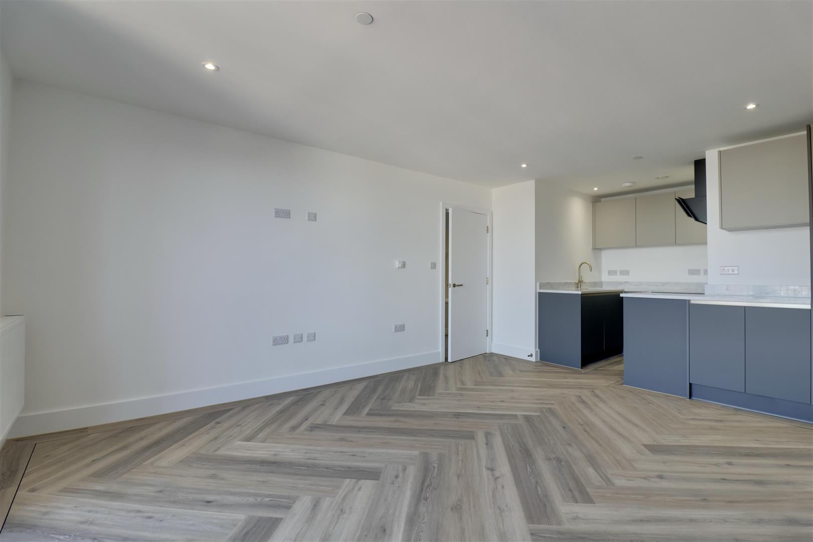 Flat Palmerston Road in Portsmouth
