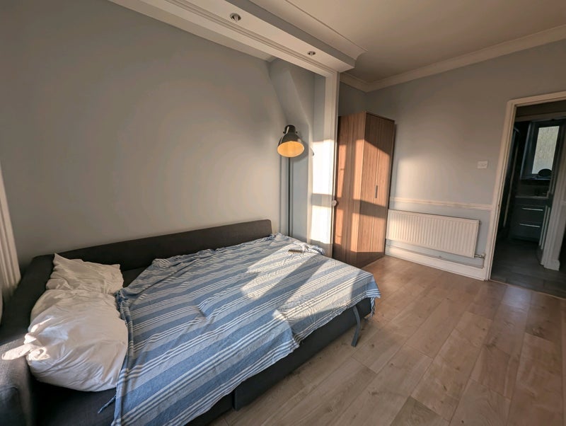 Room Union Grove in Greater London