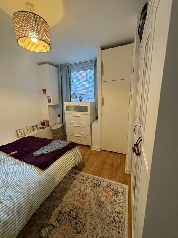 Flat Maysoule Road in Greater London