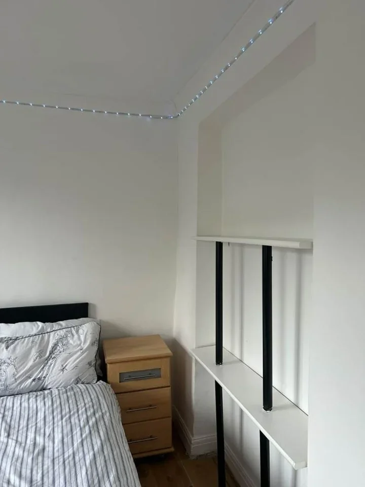 Flat Vivian Avenue in Greater London