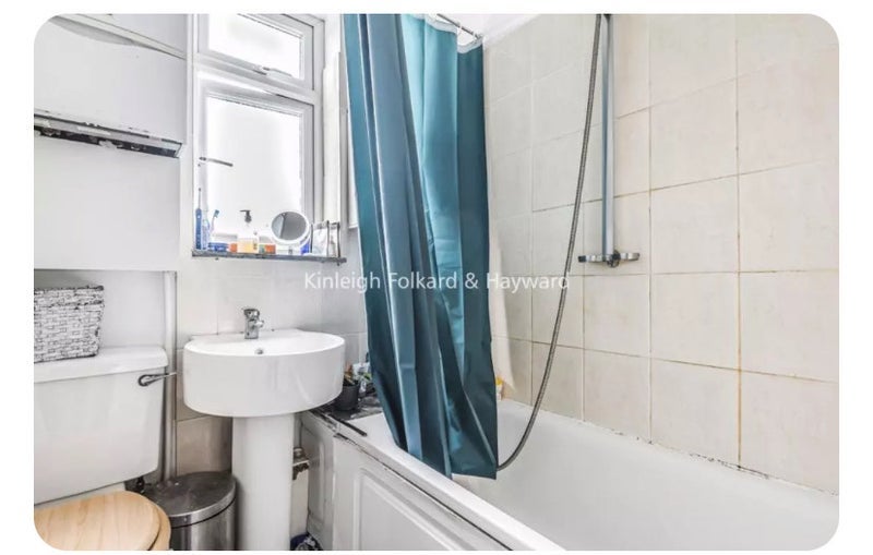 Room Ansell Road in Greater London