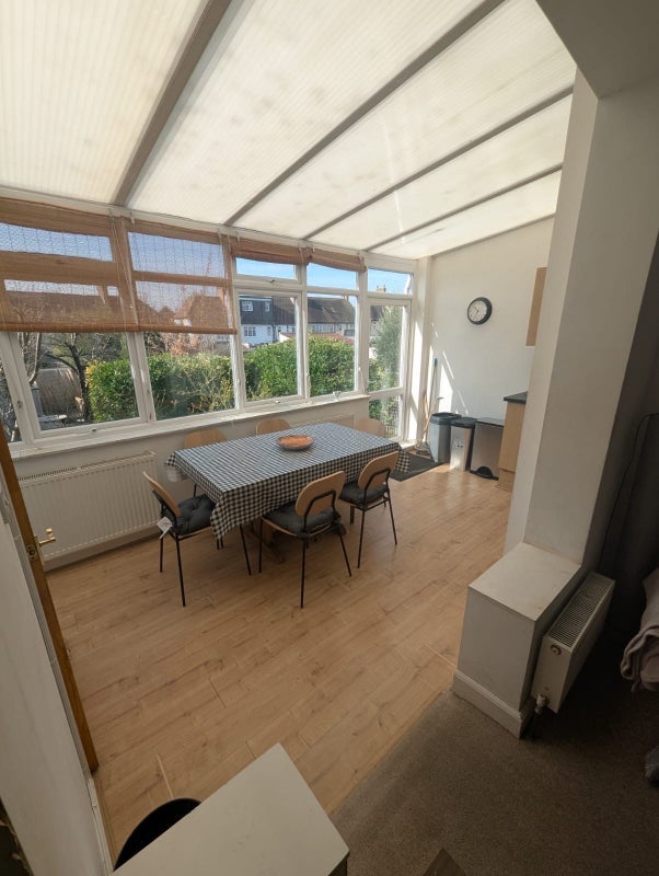Room Ansell Road in Greater London