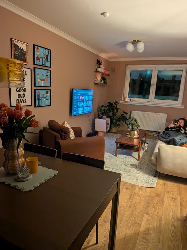 Room Bullionslaw Drive in Cambuslang