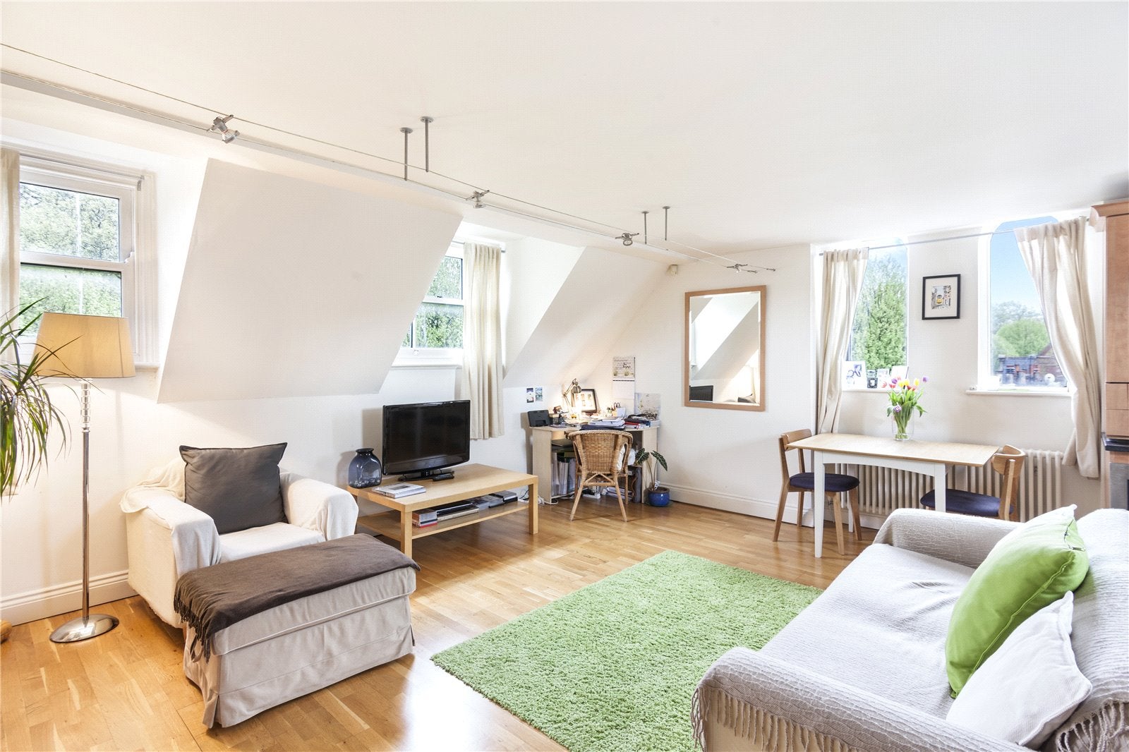Flat Banyard Road in Greater London