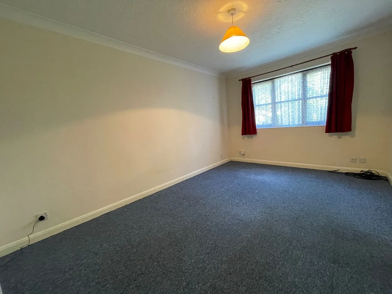 Flat Newcourt in Greater London