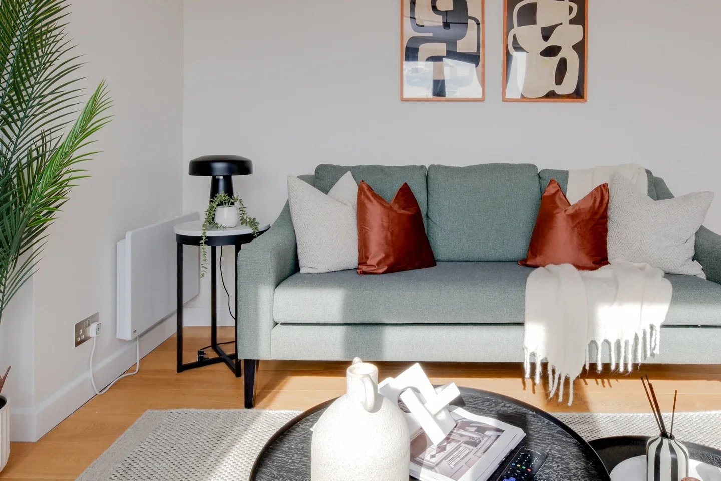 Flat Tottenham Street in Greater London