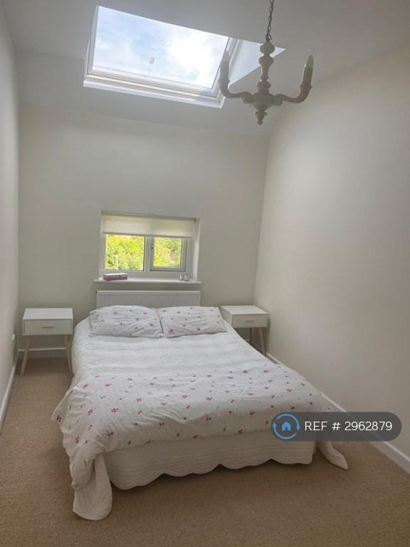 Flat Caroline Place in Oxton Village