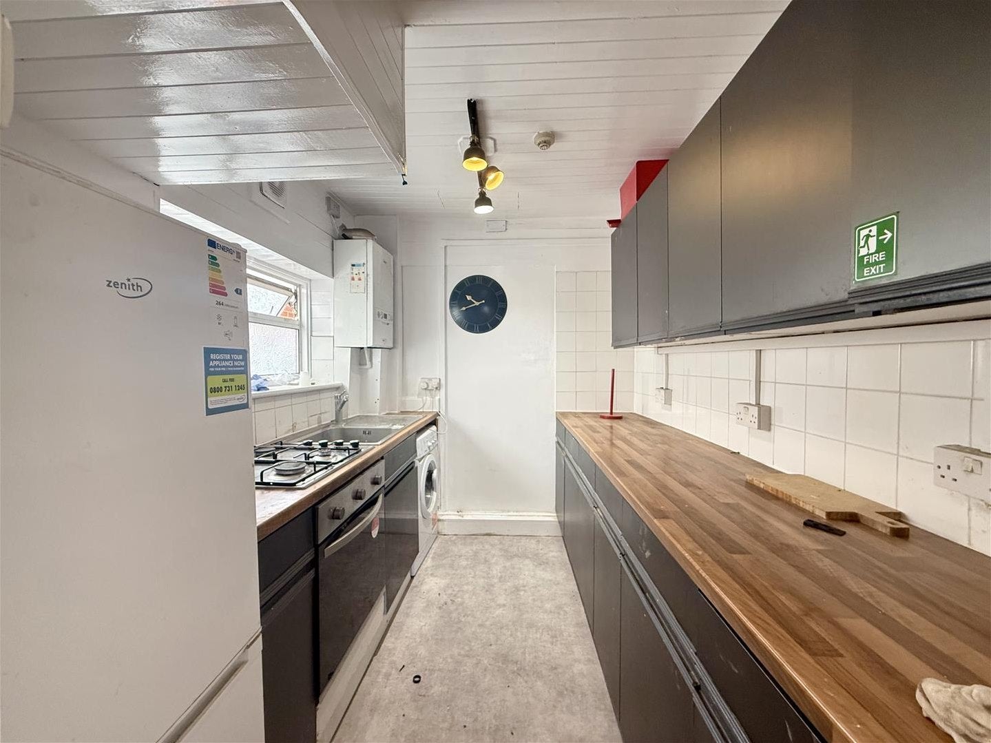 House Marquis Close in Greater London