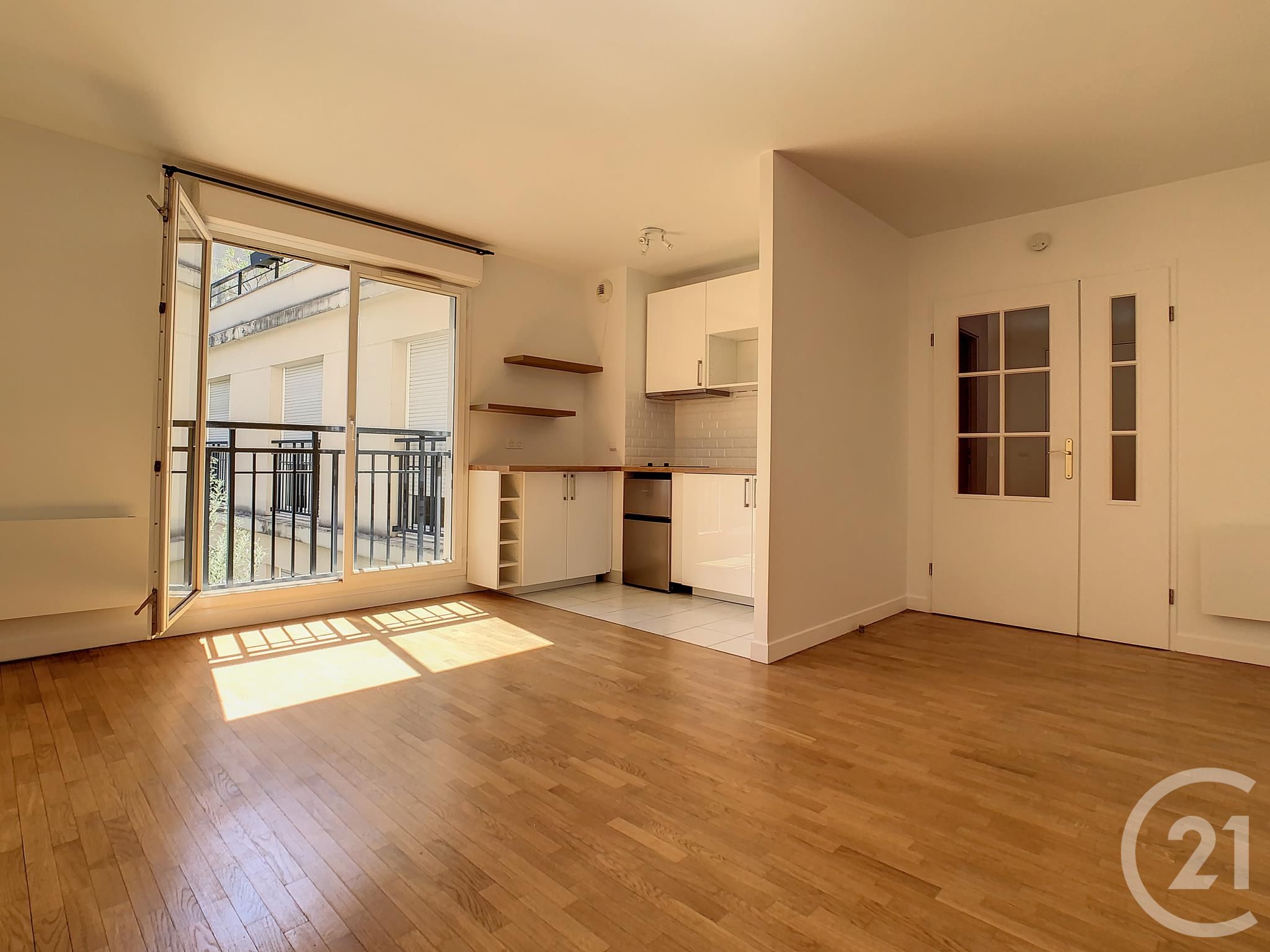 Flat Quai de Dion Bouton in Puteaux