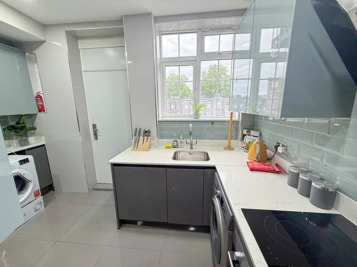 Flat Seymour Place in City of Westminster
