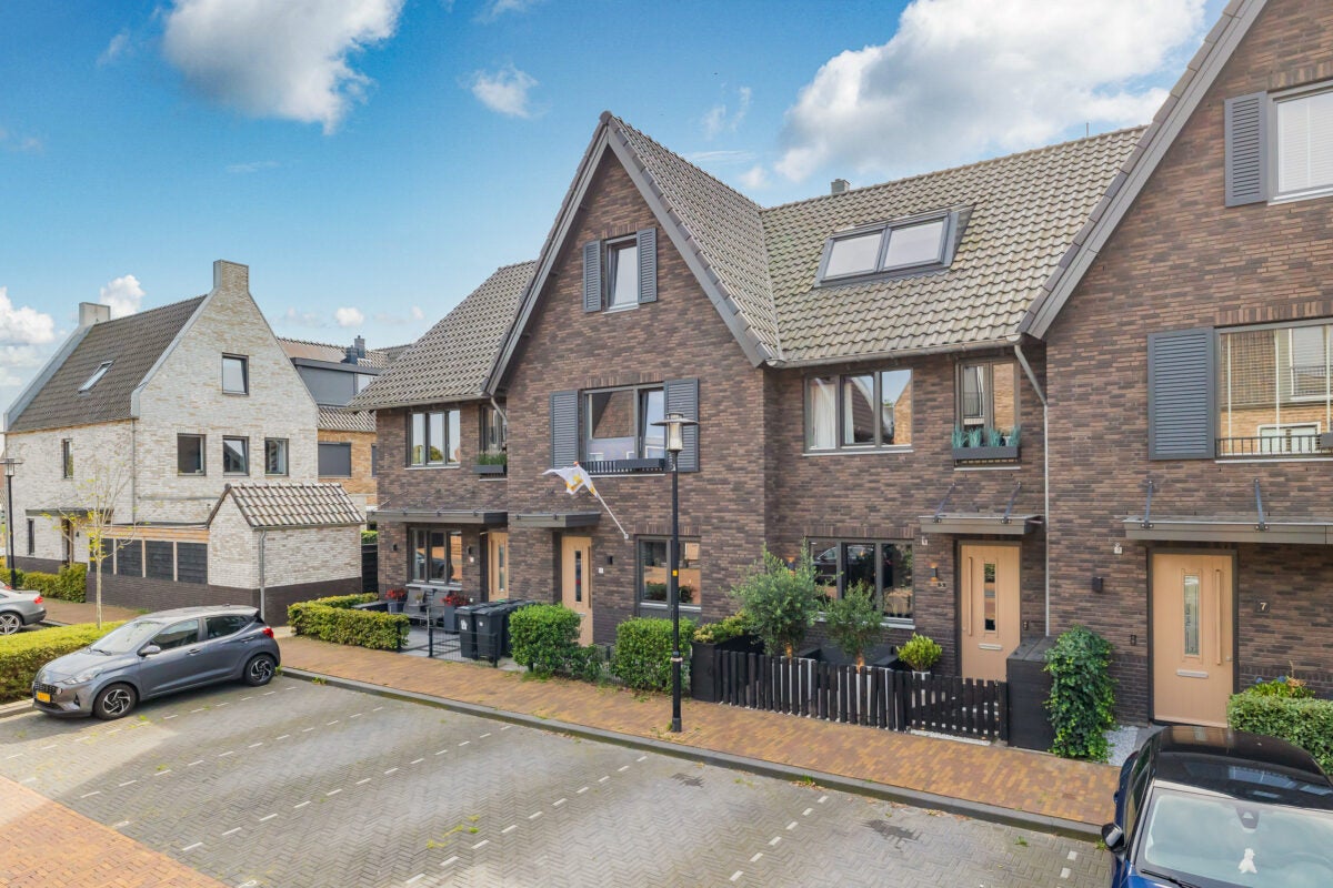 Huis Meeroever 5 in Hillegom