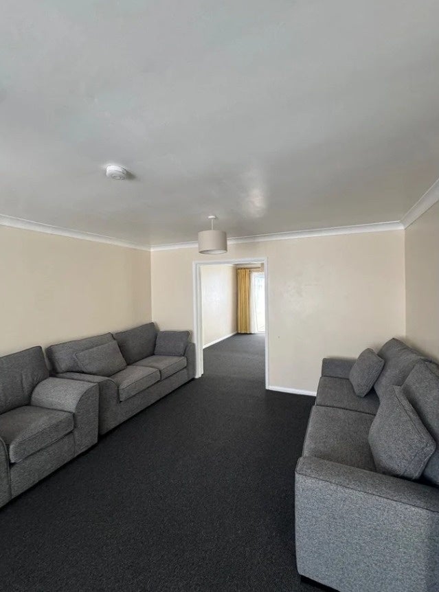 Room Rickards Close in Greater London