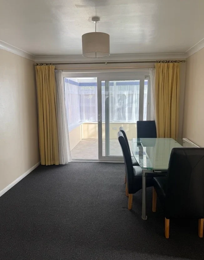 Room Rickards Close in Greater London