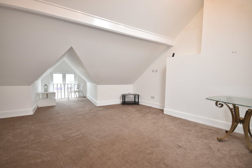 Flat Victoria Road West in Borough of Wyre