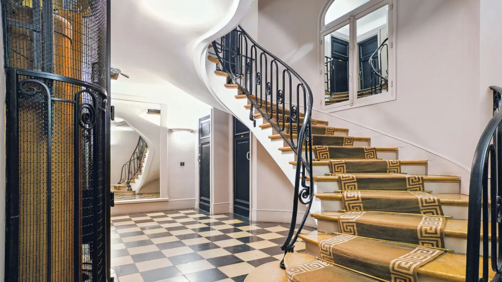 Appartement Rue Troyon à Paris