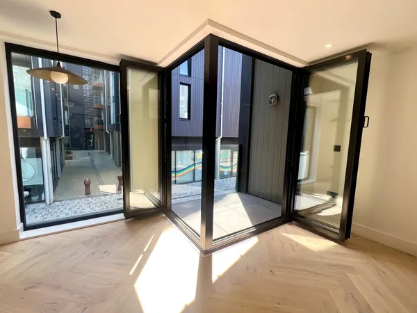 Flat Grand Parade in Brighton