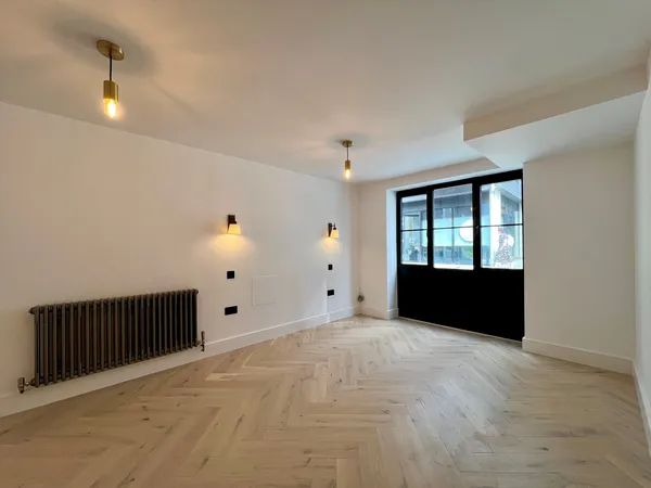 Flat Grand Parade in Brighton