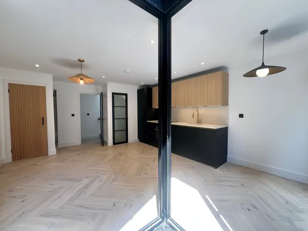 Flat Grand Parade in Brighton