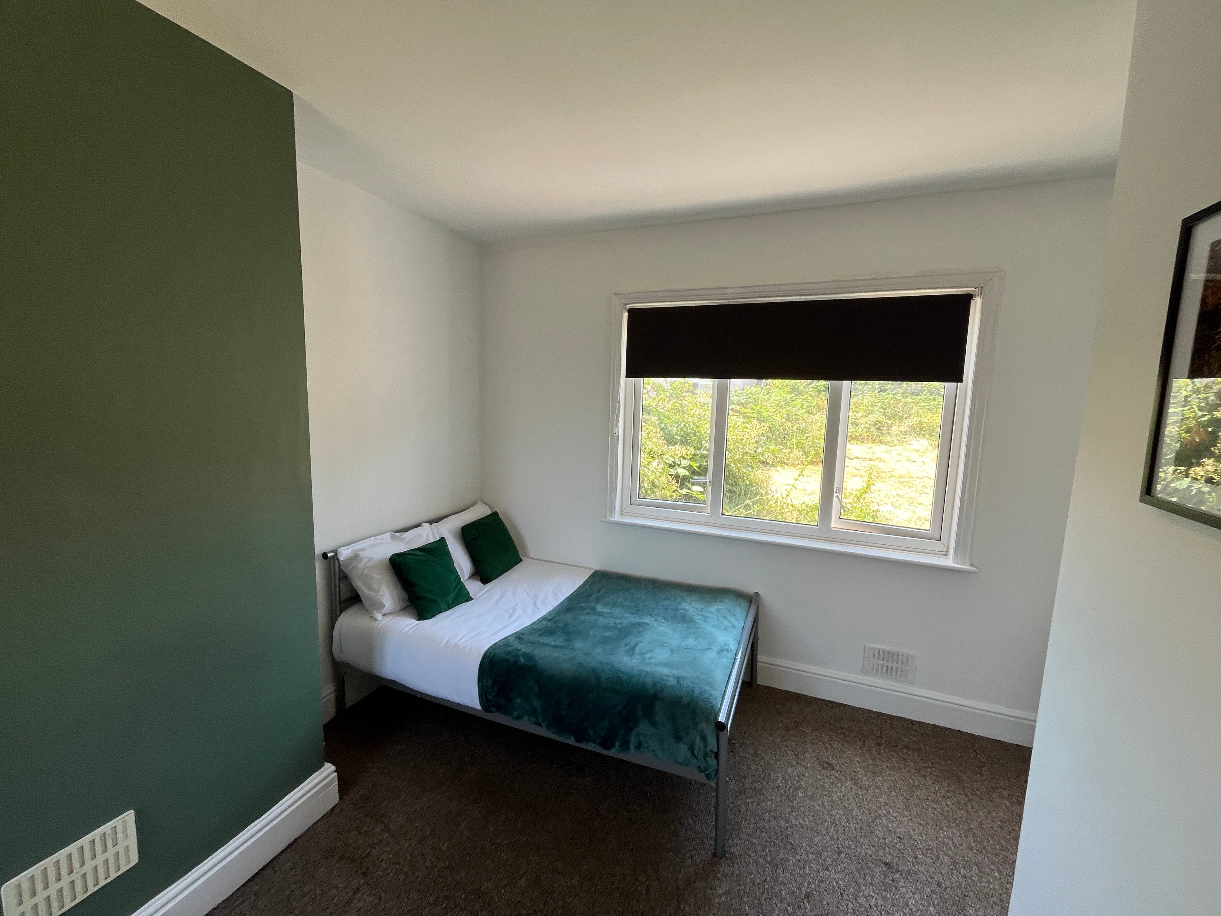 Room Manton Crescent in Bassetlaw