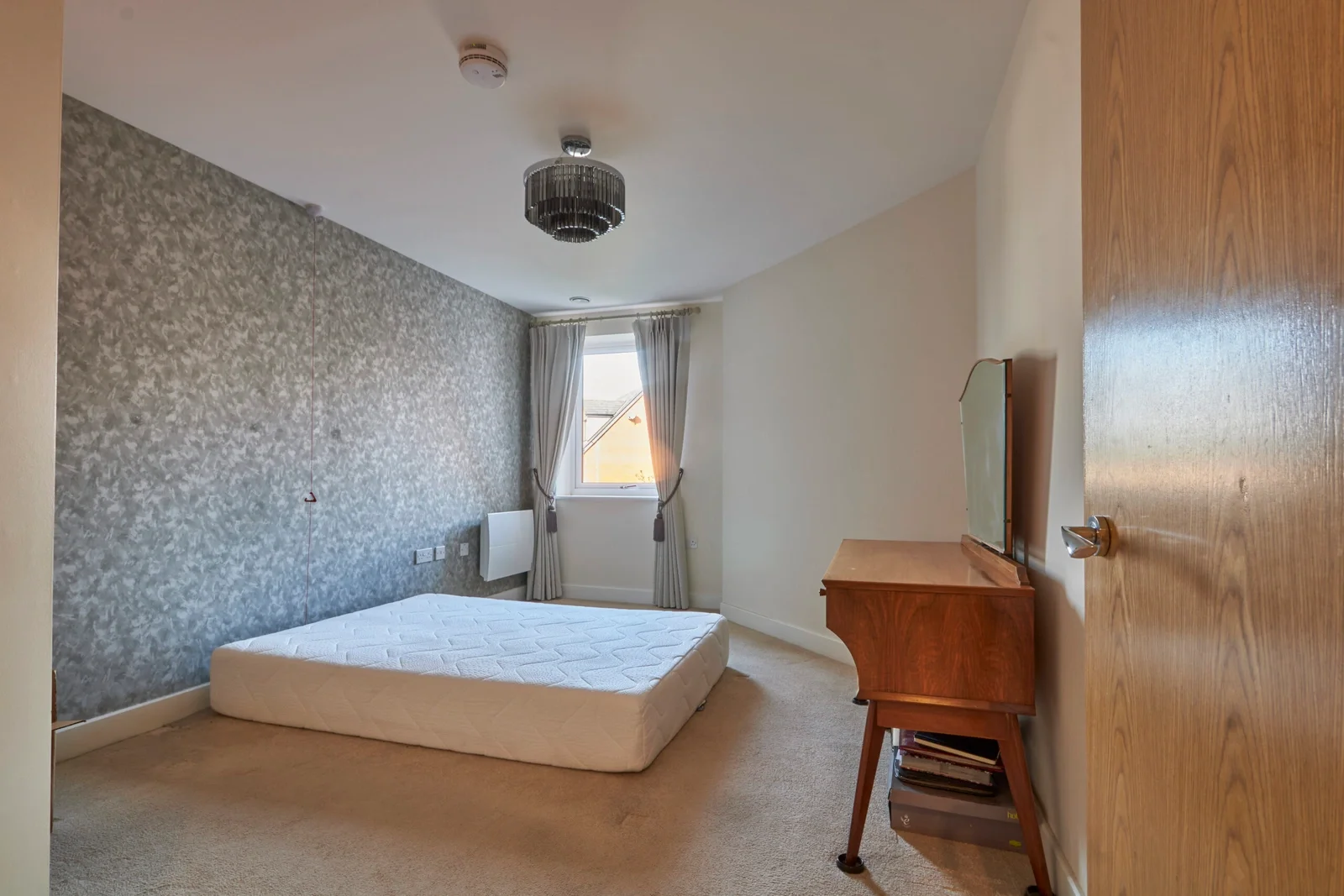 Flat Berwick Avenue in Exeter