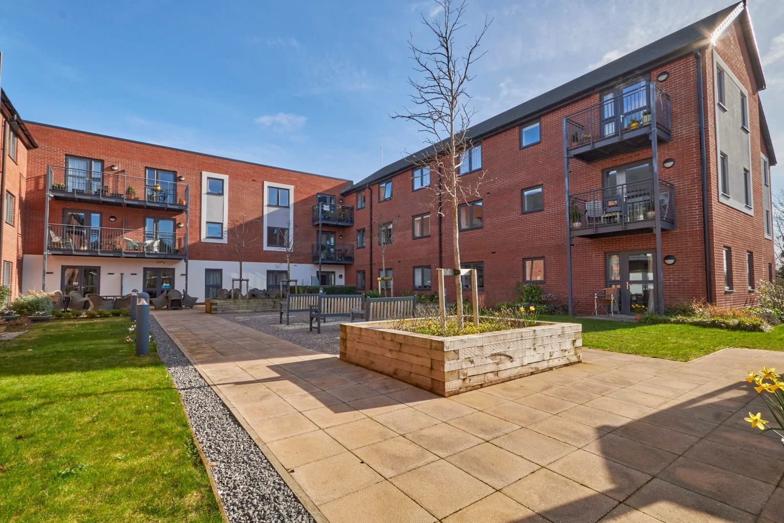 Flat Berwick Avenue in Exeter