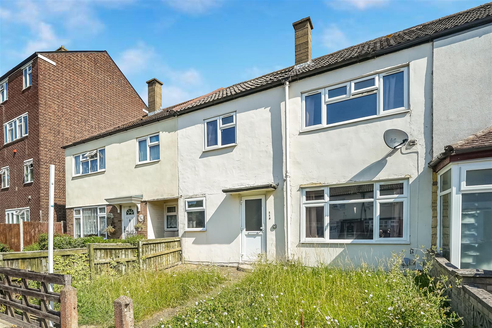 House Chelmer Crescent in Greater London