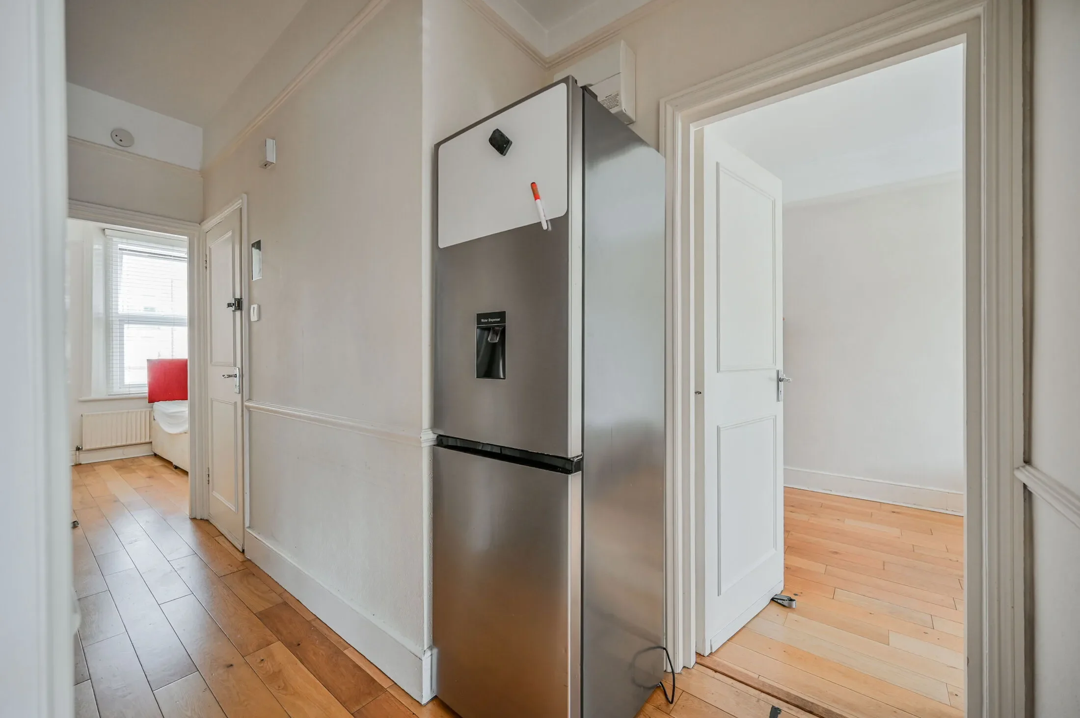 Flat Arcadian Gardens in Greater London