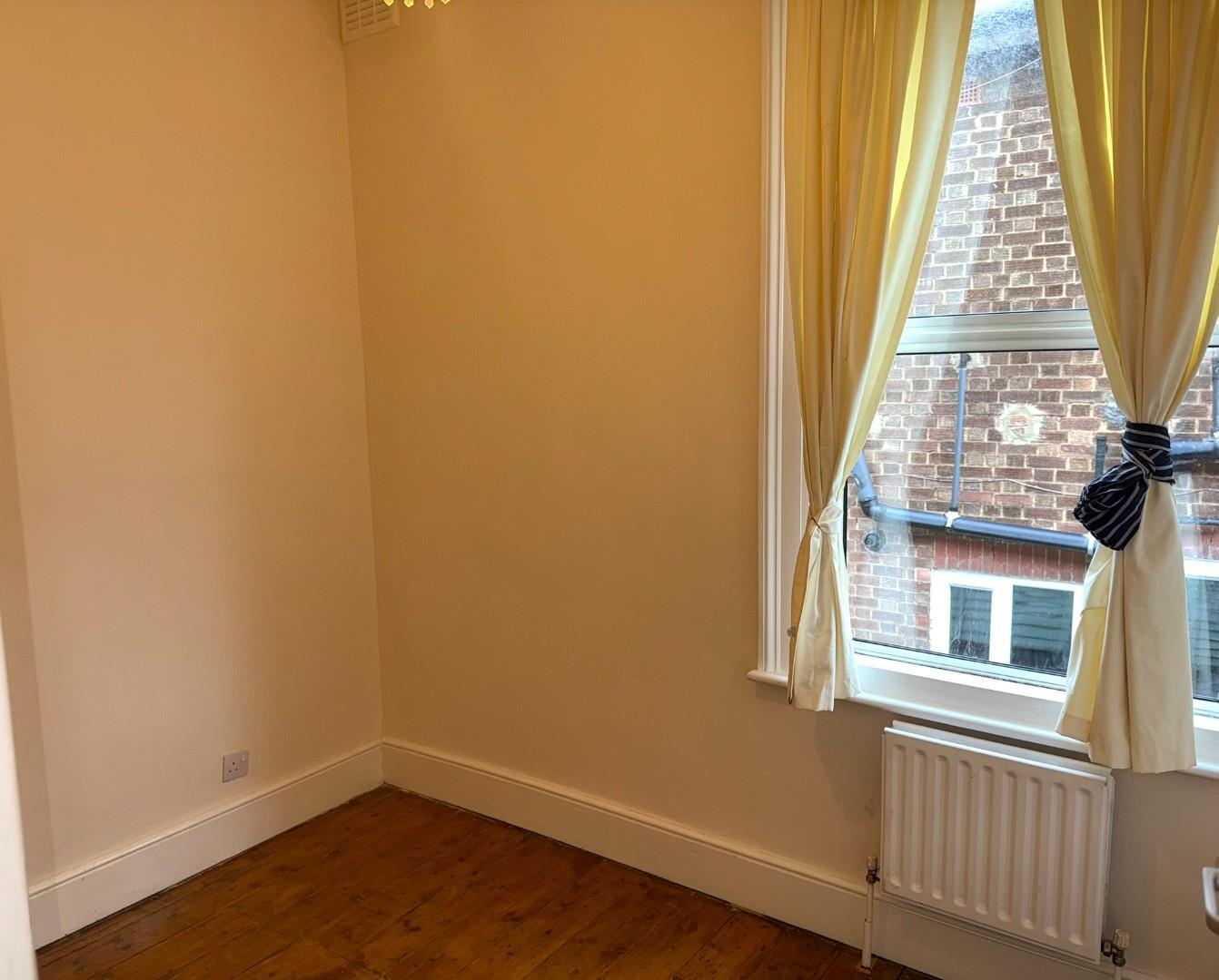 Flat Venner Road in Greater London