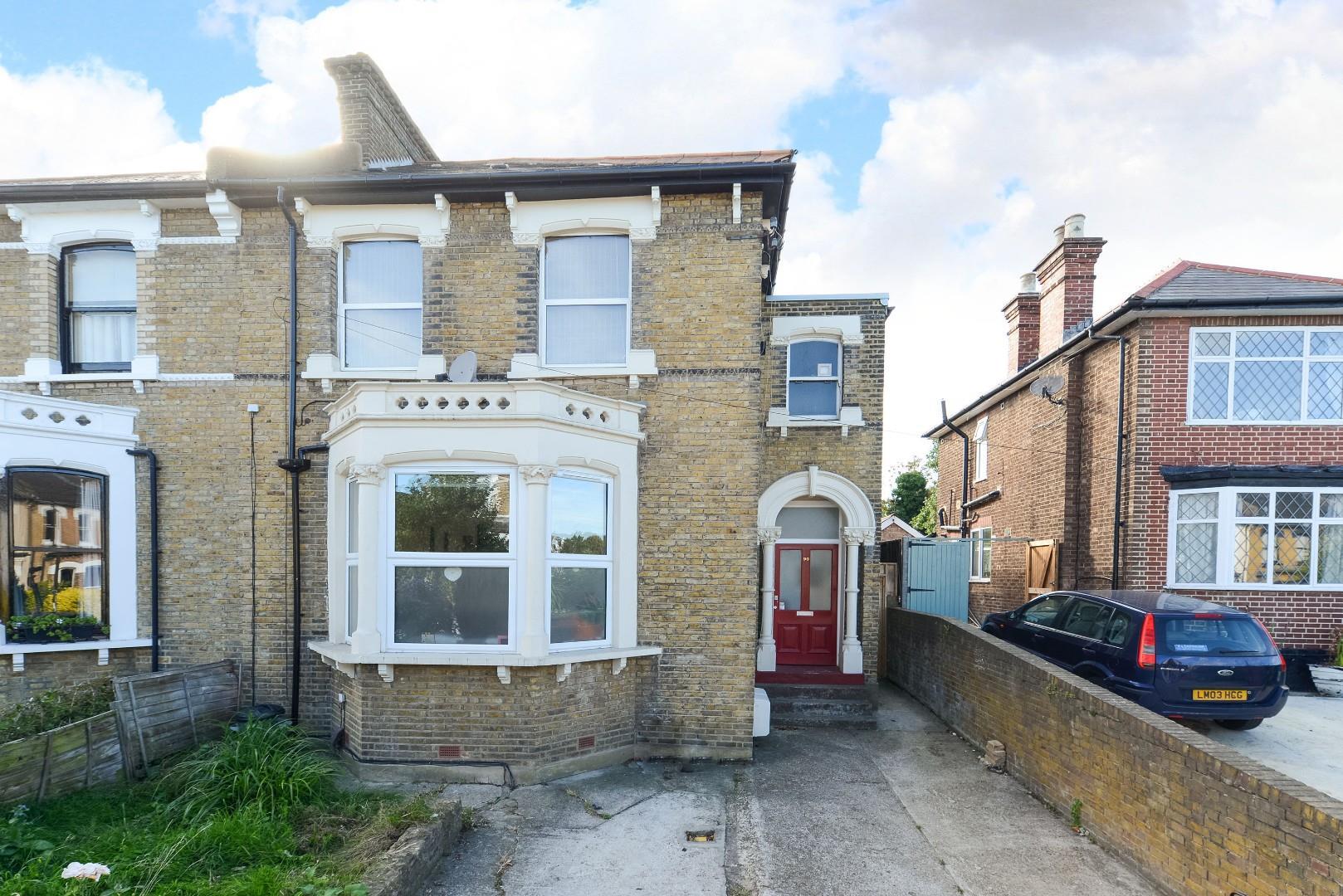 Flat Venner Road in Greater London