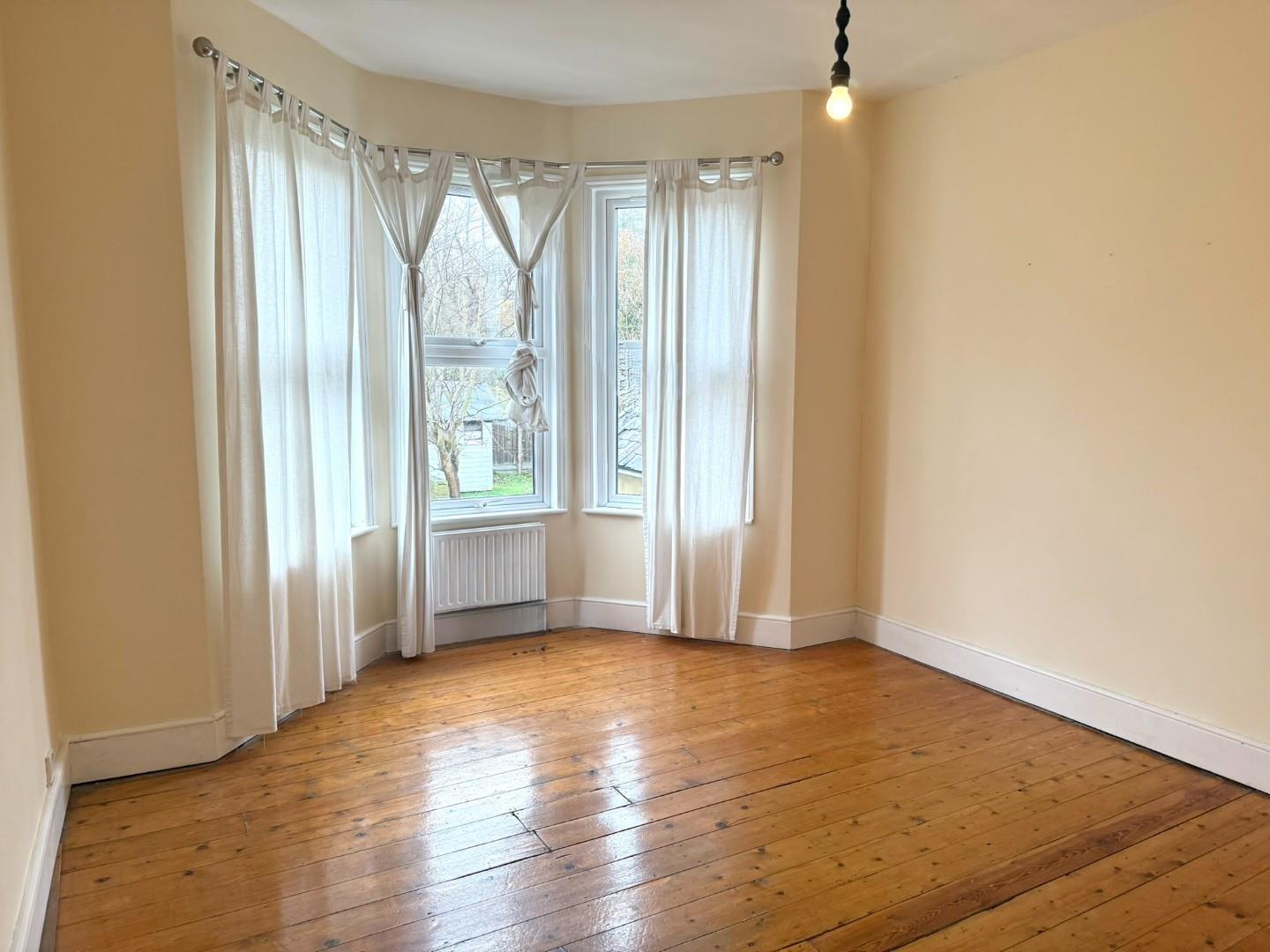 Flat Venner Road in Greater London