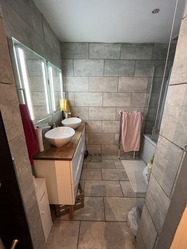 Room Langton Close in Metropolitan Borough of Solihull