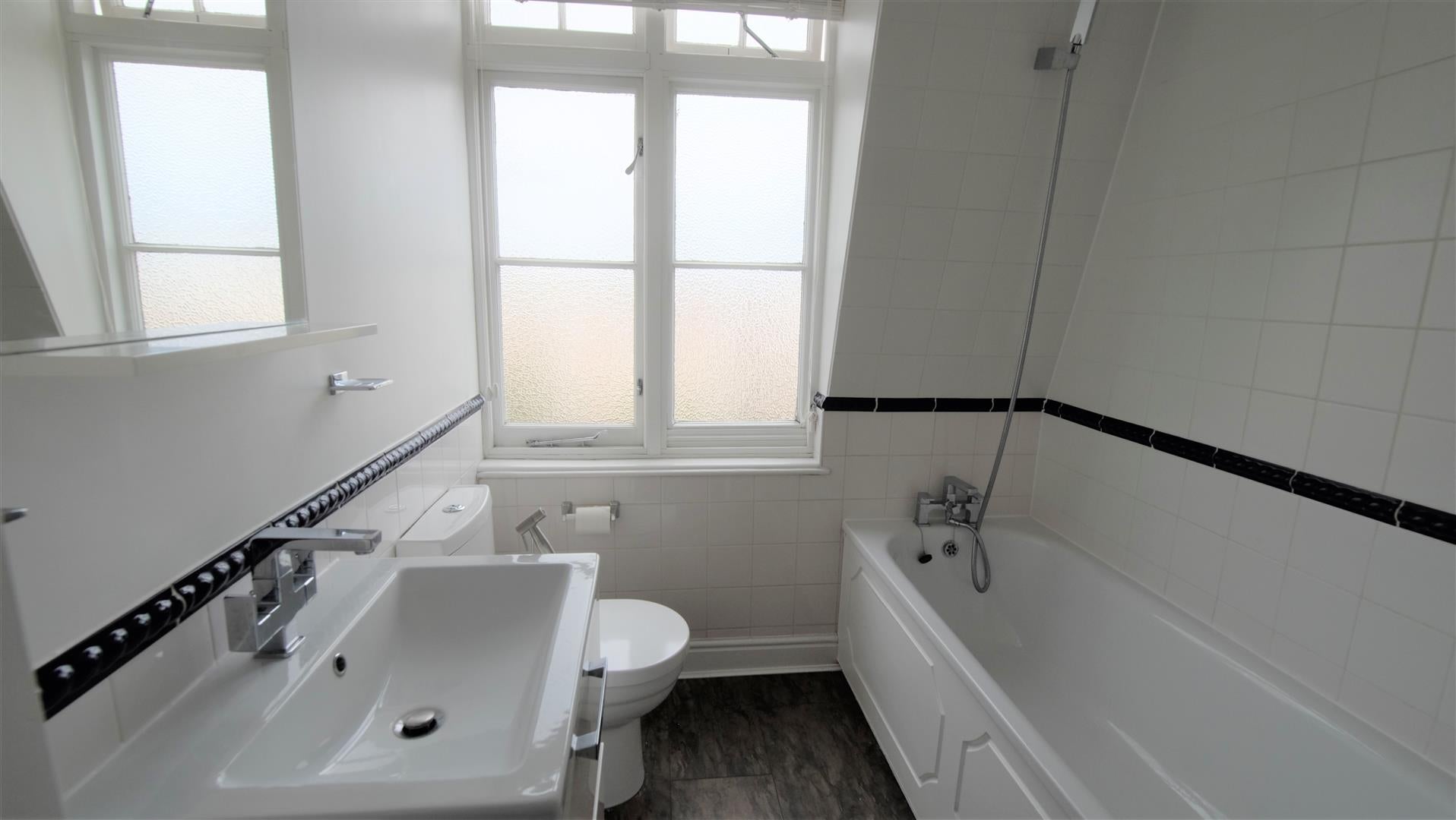 Flat Maida Vale in City of Westminster