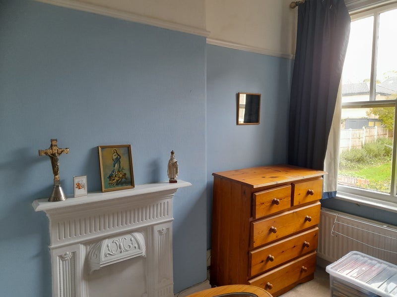 Room Wheelwright Road in Birmingham