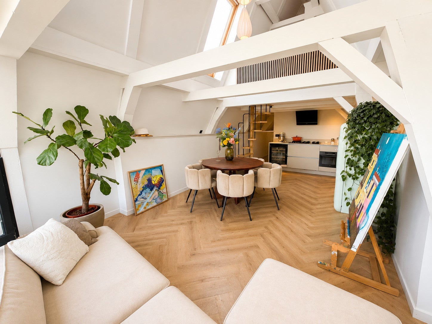 Appartement Oudezijds Voorburgwal in Amsterdam