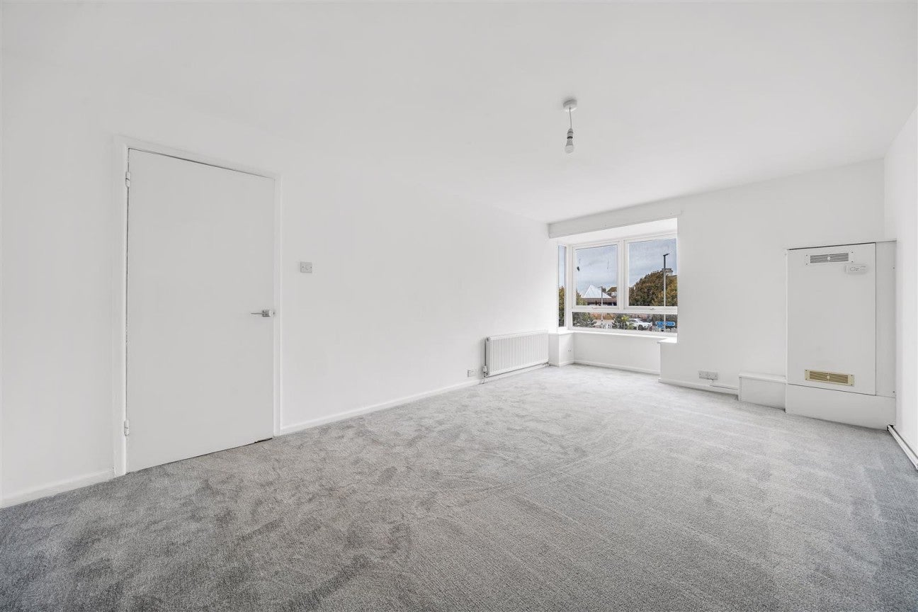 Flat Westham Road in Weymouth