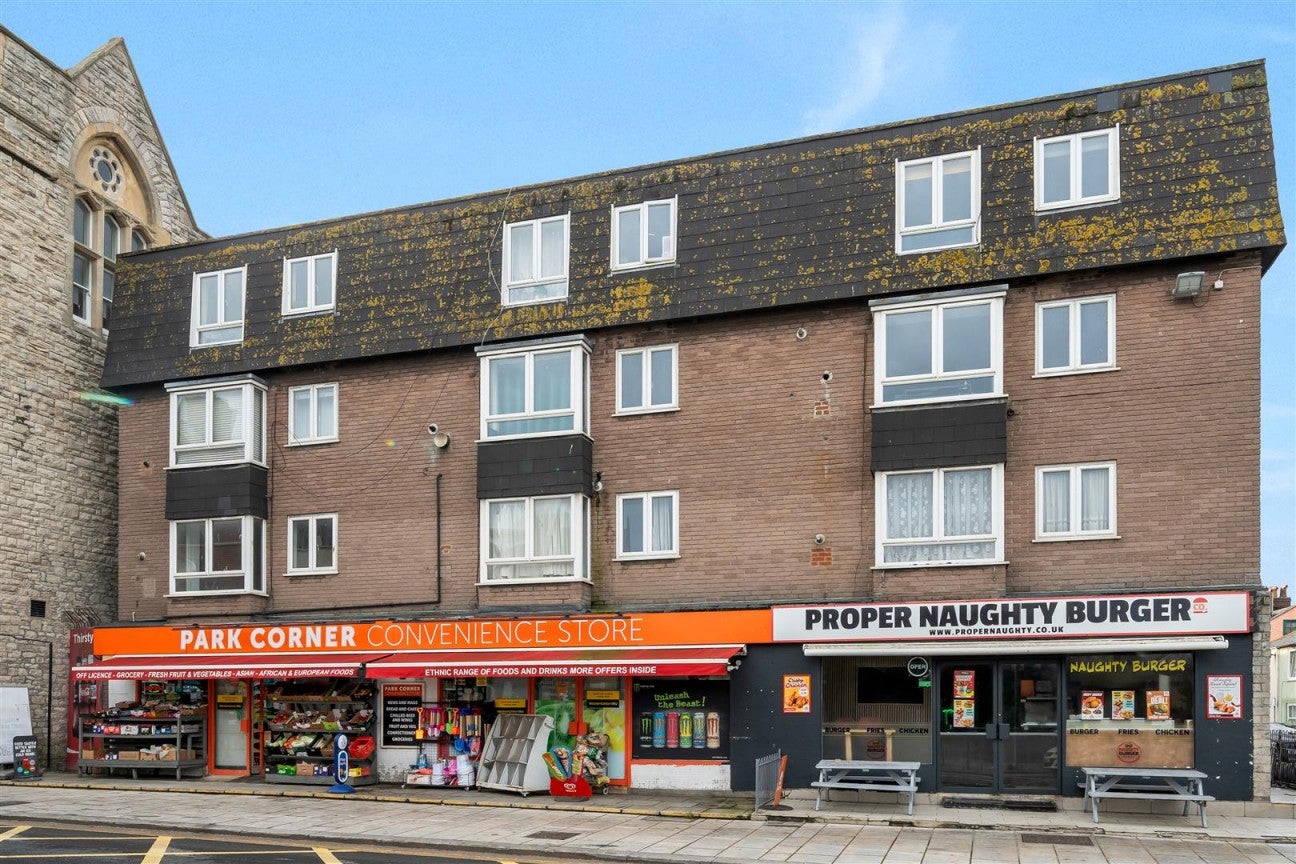 Flat Westham Road in Weymouth